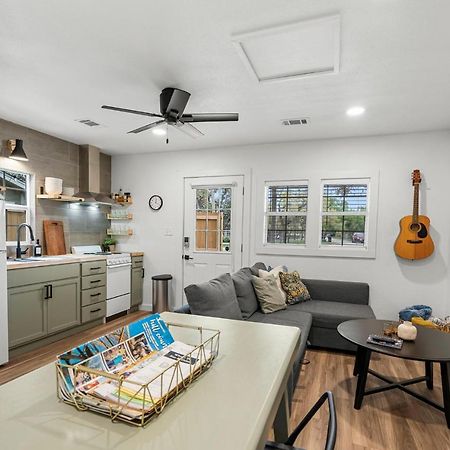 New! The Yellow Door- Downtown Wimberley W/ River Access Eksteriør bilde