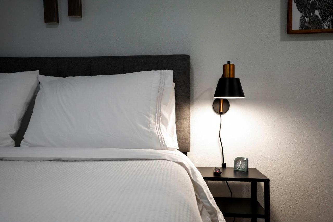New! The Yellow Door- Downtown Wimberley W/ River Access Eksteriør bilde
