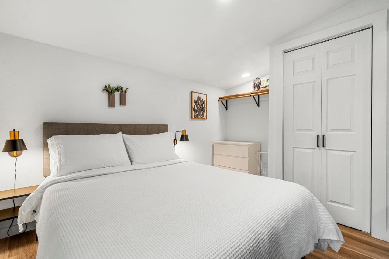 New! The Yellow Door- Downtown Wimberley W/ River Access Eksteriør bilde