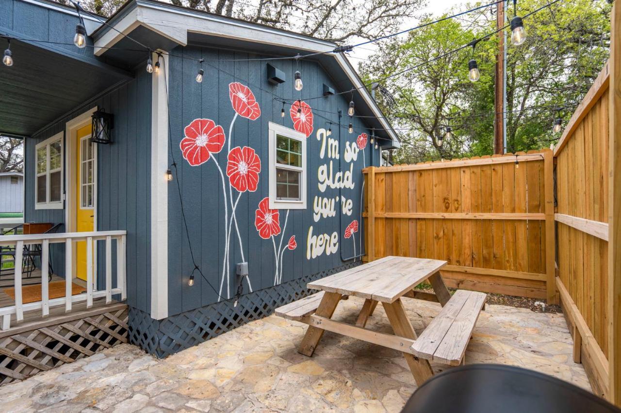 New! The Yellow Door- Downtown Wimberley W/ River Access Eksteriør bilde