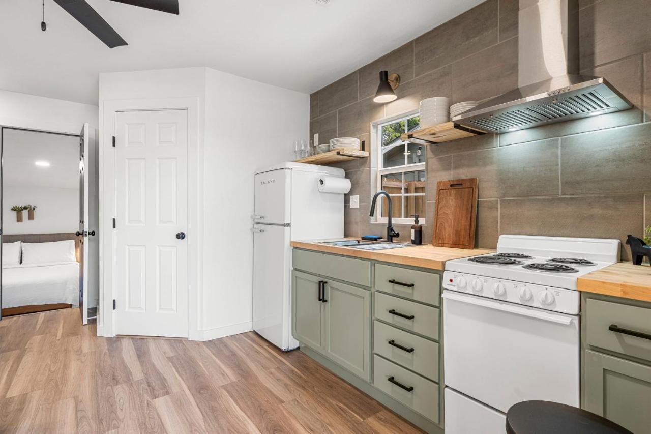 New! The Yellow Door- Downtown Wimberley W/ River Access Eksteriør bilde