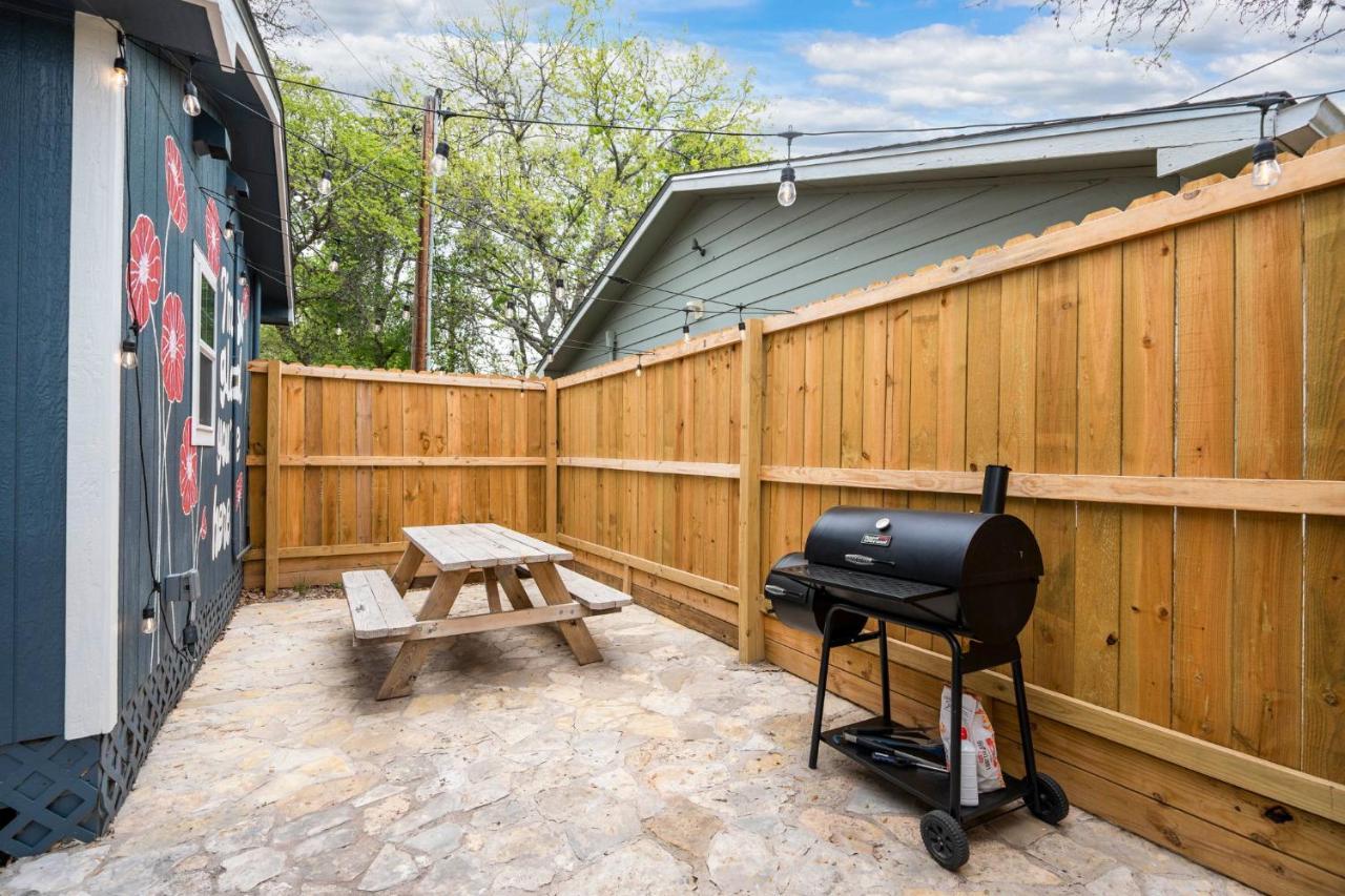 New! The Yellow Door- Downtown Wimberley W/ River Access Eksteriør bilde