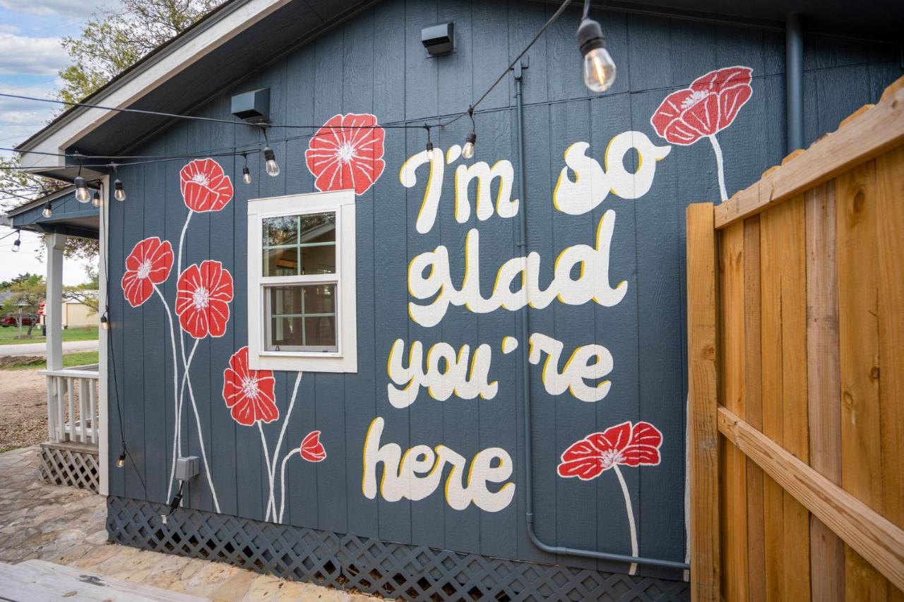 New! The Yellow Door- Downtown Wimberley W/ River Access Eksteriør bilde