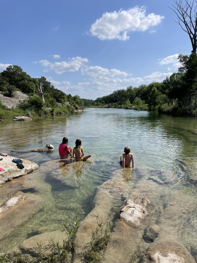 New! The Yellow Door- Downtown Wimberley W/ River Access Eksteriør bilde